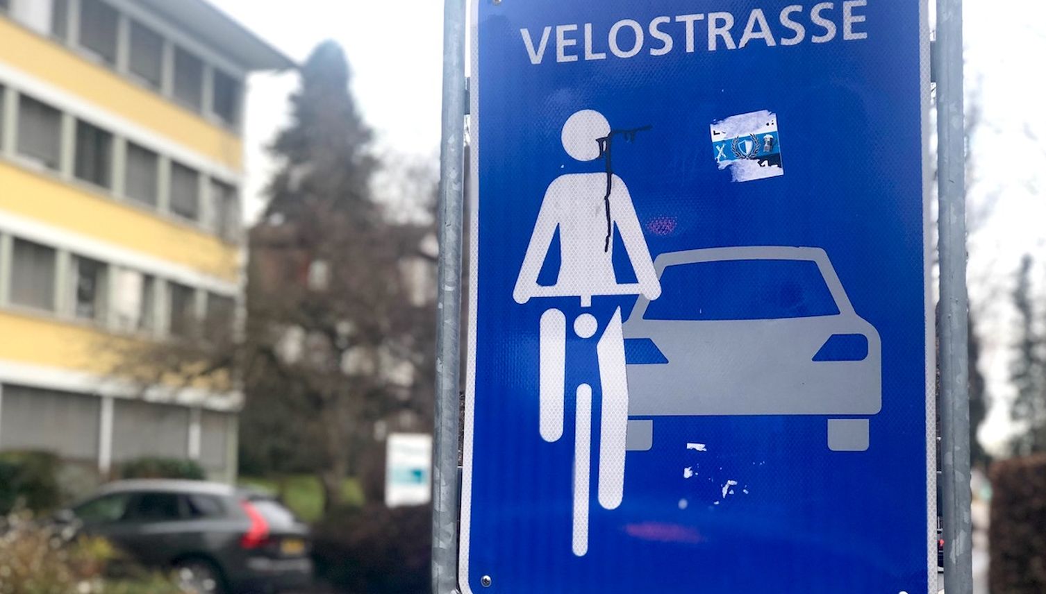 Zwei Jahre lang nicht vom Bund abgesegnet: Schild irritiert Velofahrer
