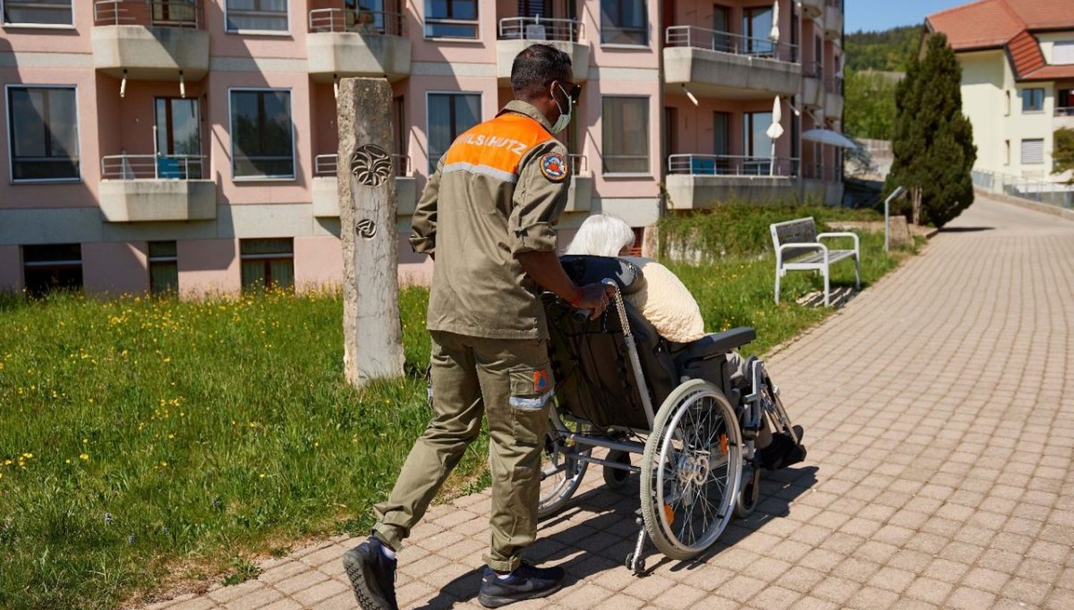 Covid-Infektion: Zivilschützer zeigt Zuger Pflegeheim an