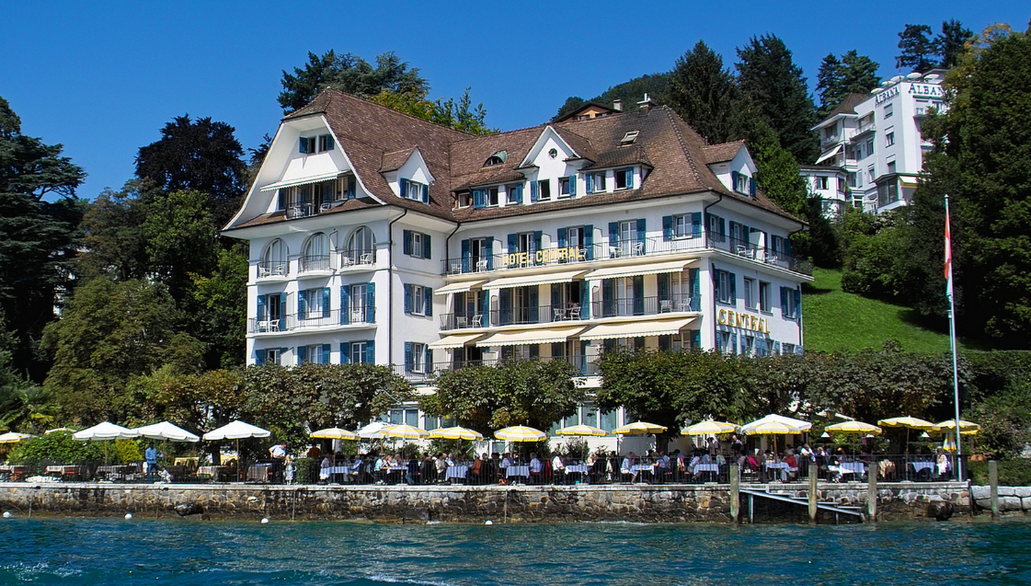 Altes Hotel eröffnet in Weggis mit neuem Team