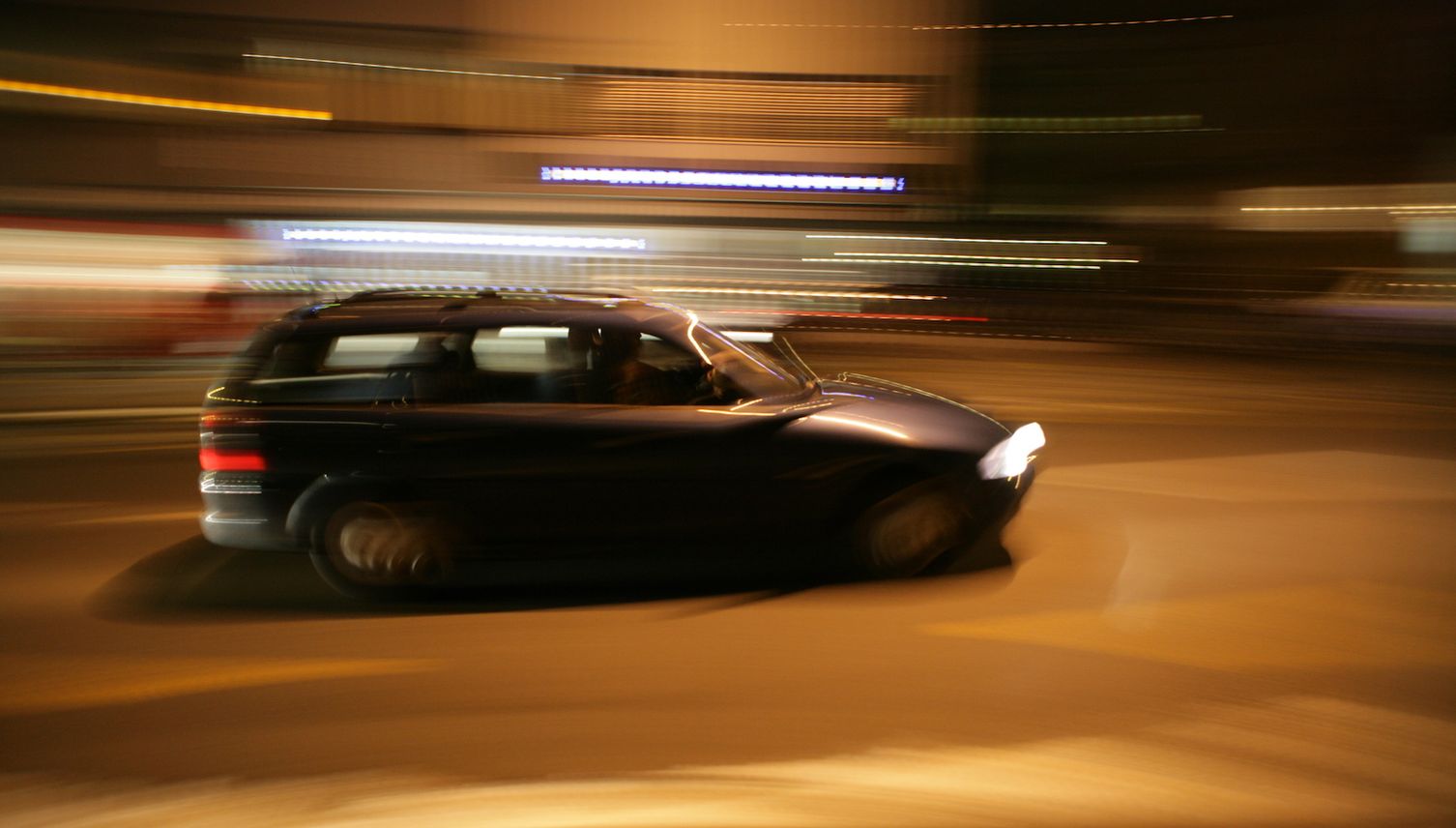 Lernfahrer rast durch Oberägeri – Polizei nimmt ihn fest
