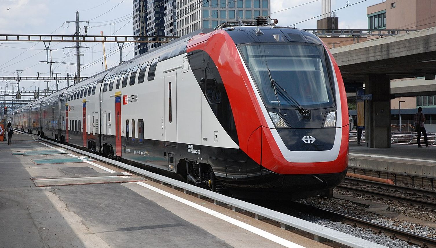 Bringt der «Schüttelzug» Luzern um den Durchgangsbahnhof?