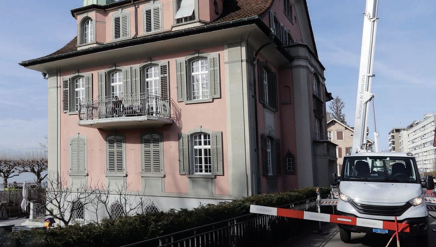 Denkmalgeschützte Zuger Villa erhält neue Hülle