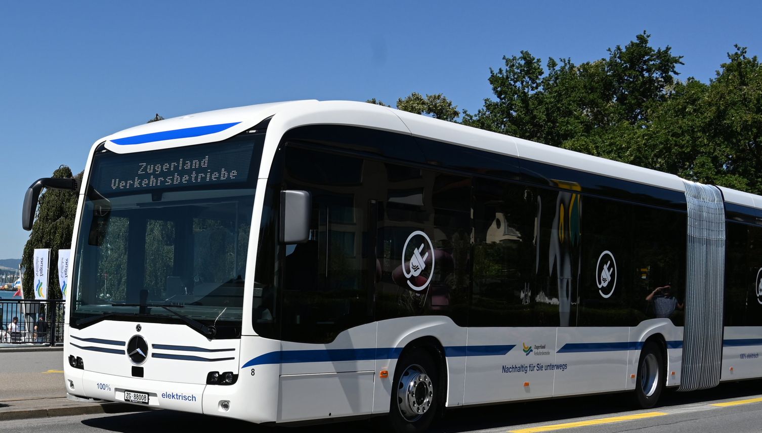 ZVB vergrössert die Flotte der E-Gelenkbusse