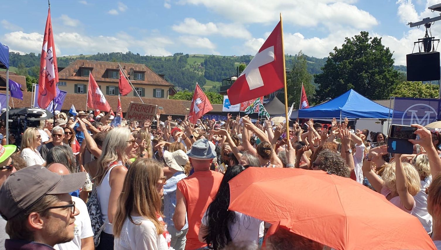 Gerüchte über Gross-Demo in Zug: Polizei ist «gerüstet»