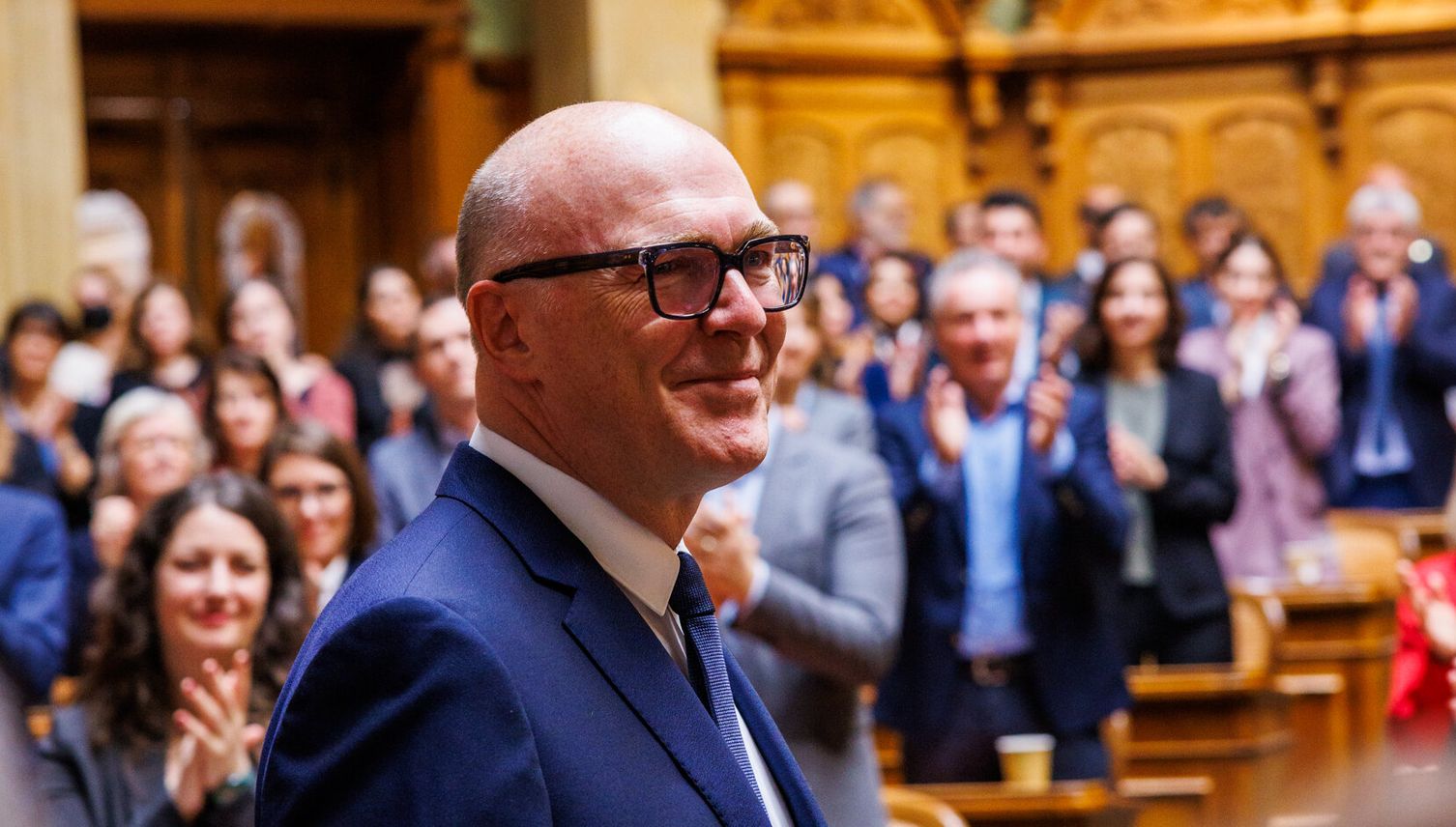 Martin Pfister hat es geschafft! Zug wieder im Bundesrat