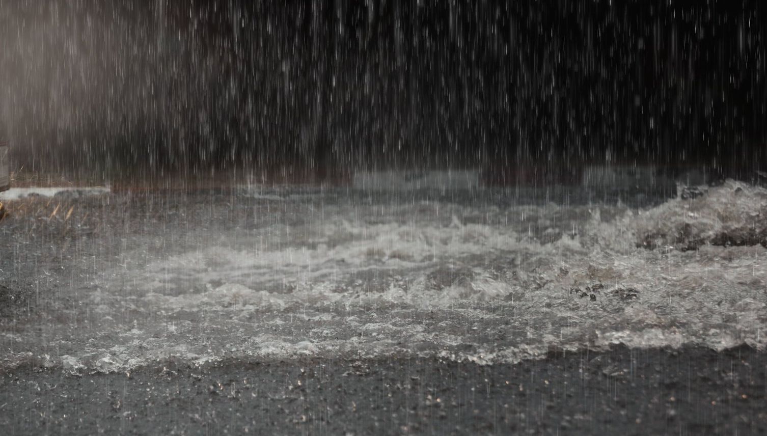 Luzern: Unwetter sorgt für überflutetes Schulhaus