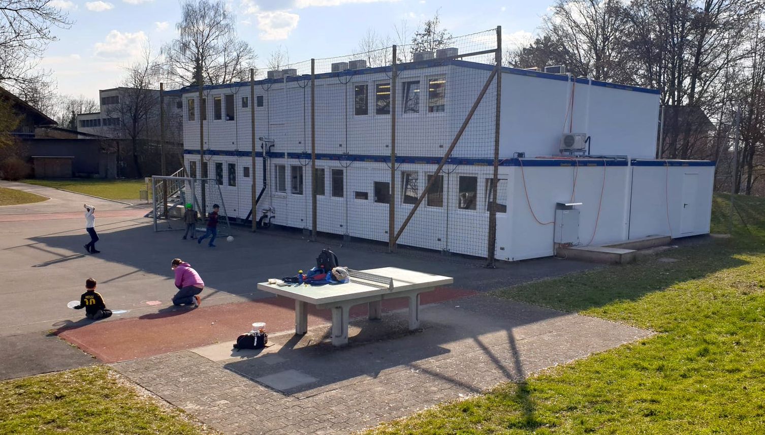 Herti: Spielen Zuger Schulkinder bald auf der Kuhwiese?