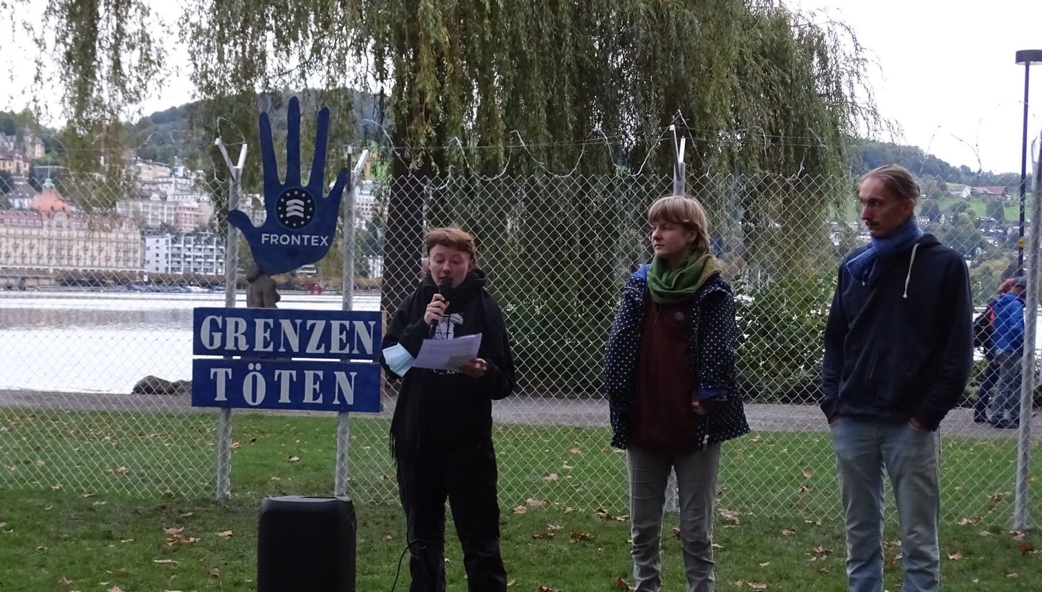 «Grenzen töten»: In Luzern werden Grenzregimes kritisiert