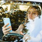 Unfälle wegen Handy am Steuer – Kantonsrat will Antworten