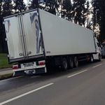 Lastwagen behindert Feierabendverkehr