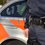 Randalierende Jugendliche (17) verletzt Polizist mit Schlagstock