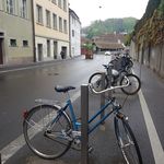 Fahrer von schwarzem Mini in Luzern begeht Fahrerflucht
