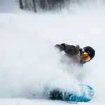 Snowboard-Rowdy verletzt Luzernerin und haut ab
