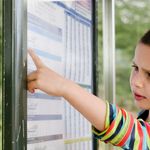 Stürze und blaue Flecken: Ist Busfahren für 4-Jährige zumutbar?