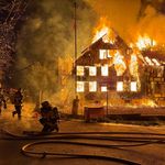 Flammeninferno: Haus in Vollbrand