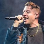 Macklemore ist in der Luzerner Altstadt am «lädele»