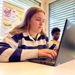 Warum Zuger Schulen voll auf künstliche Intelligenz setzen