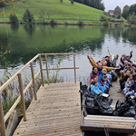 10 Säcke voll mit Güsel: Leute putzen Wege um den Rotsee