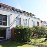 Brand auf Balkon: Nachbarn greifen zu Gartenschläuchen