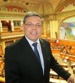 Franz Grüter will Benzinpreis senken und wird ausgebremst