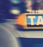 Zuger Taxifahrer gewürgt: Täter zu Geldstrafe verurteilt