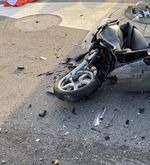 Baar: Rollerfahrerin stürzt nach Unfall mit Auto