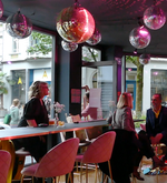 Maison Bardot: In dieser neuen Bar knallen die Korken