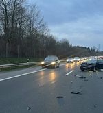 27-Jährige knallt in Auto – 15’000 Franken Sachschaden
