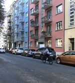 Moosstrasse: Neue Velostreifen auf Kosten von Parkplätzen