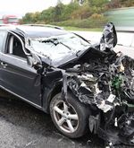 Knutwil: Autofahrer prallt ins Heck eines Lastwagens
