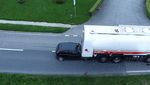 Schenkon: Mann knallt in Heck eines Tank-Lastwagens