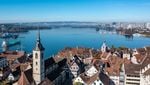 Photoshop-KI macht aus der Stadt Zug eine Fantasy-Welt
