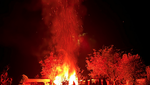 Feuersäule in Büron: Gartenhaus geht in Flammen auf