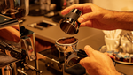 Emmi schluckt Kaffeeröster Hochstrasser