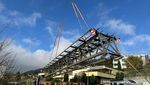 Tonnenschwere Brücke der Sonnenbergbahn auf grosser Reise