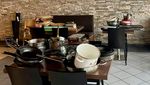Restaurant verscherbelt Geschirr