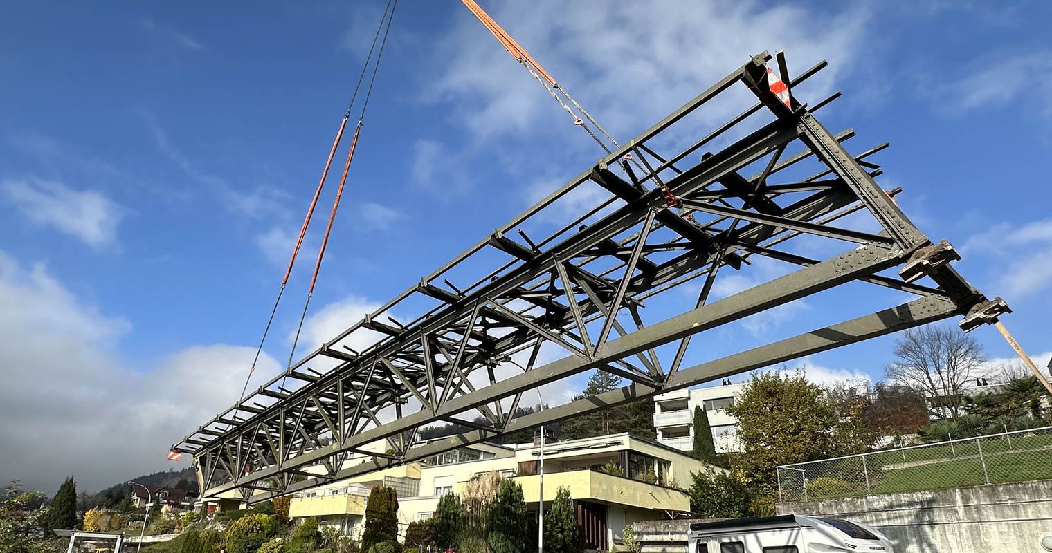 Brücke der Sonnenbergbahn in Kriens kehrt zurück