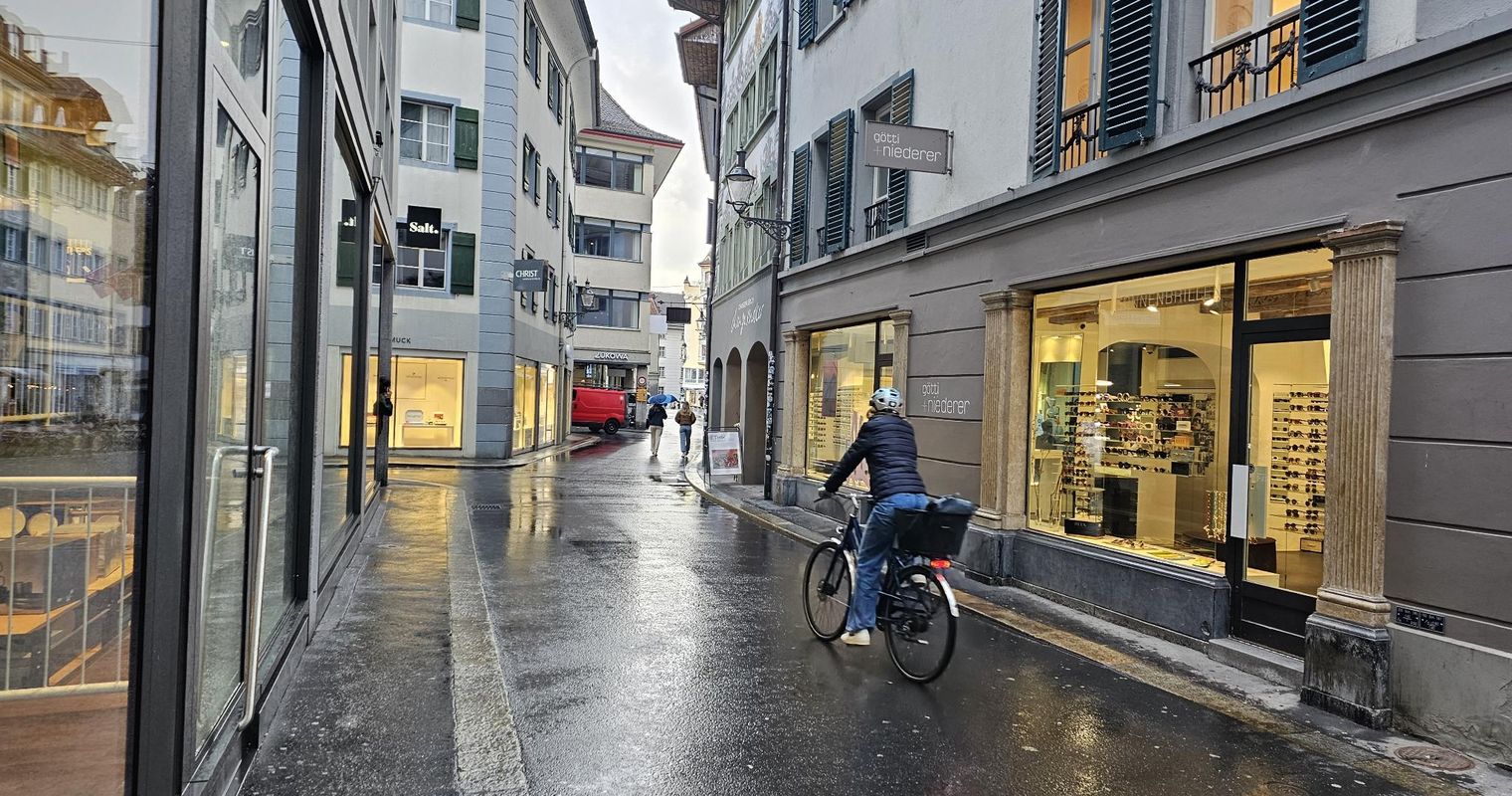 Luzerner Altstadt: Wo Velos Fussgängern ausweichen müssen
