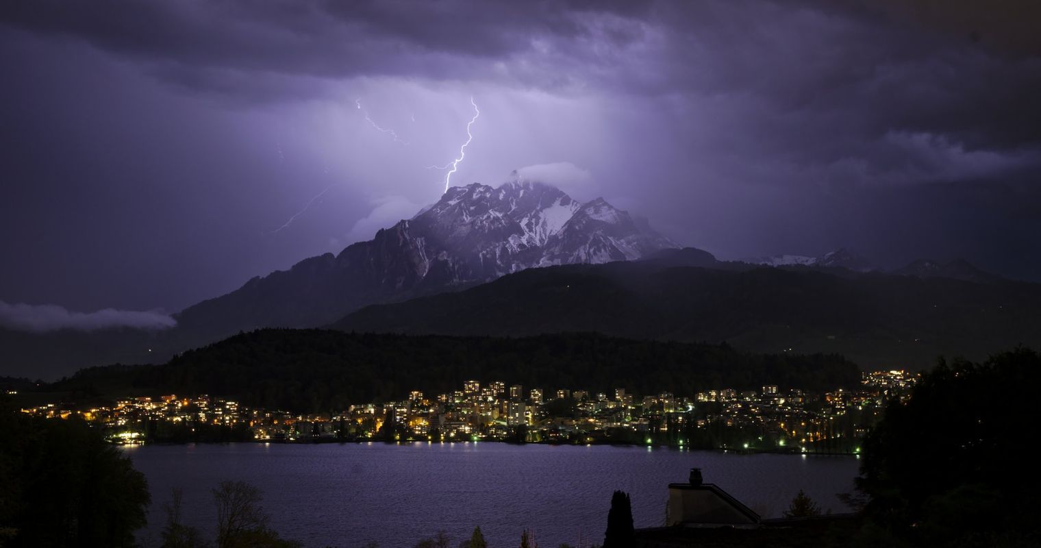 Heute Abend drohen heftige Gewitter über Luzern und Zug