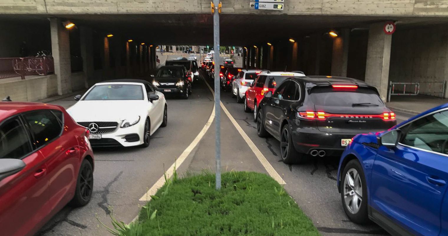 Wegen Stau stoppt Stadt Zug künftig Bauprojekte