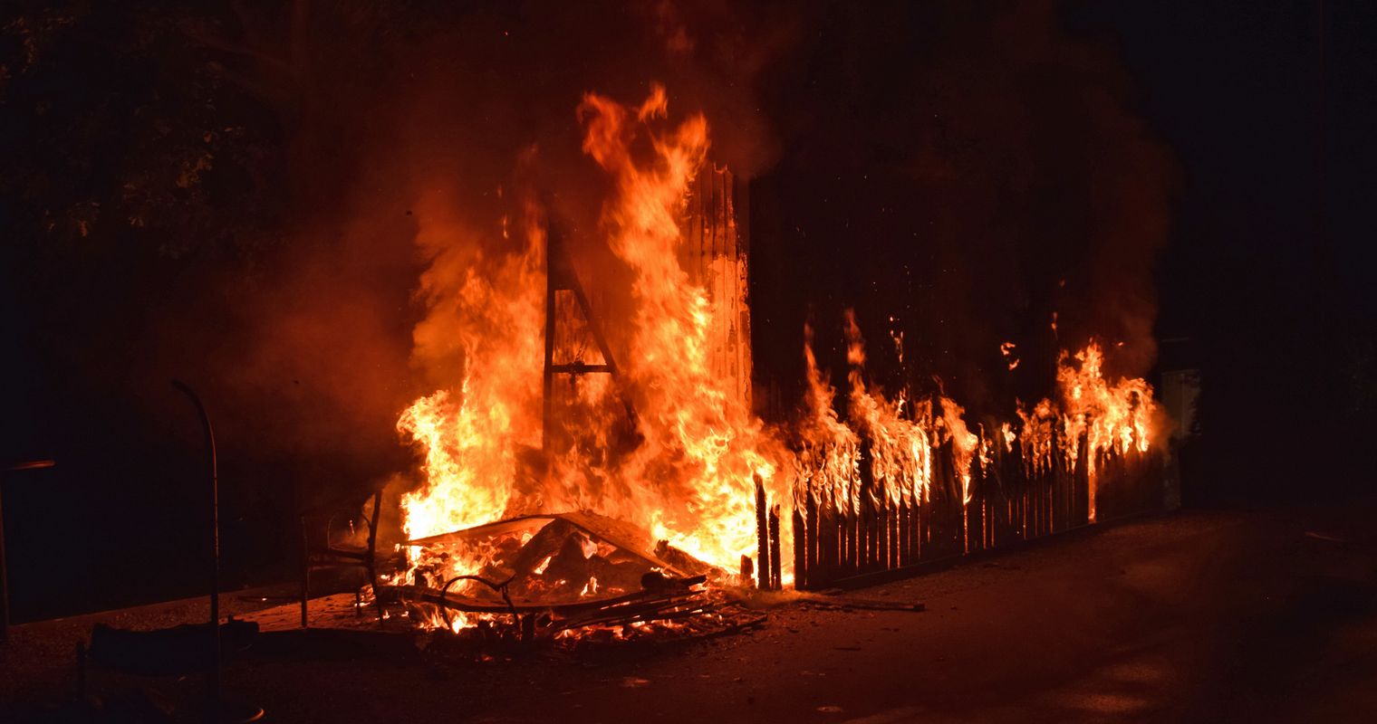 Brand in Horw: Bauwagen abgebrannt