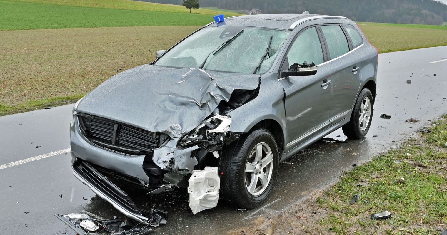 18-jähriger Motorradfahrer nach Unfall verstorben