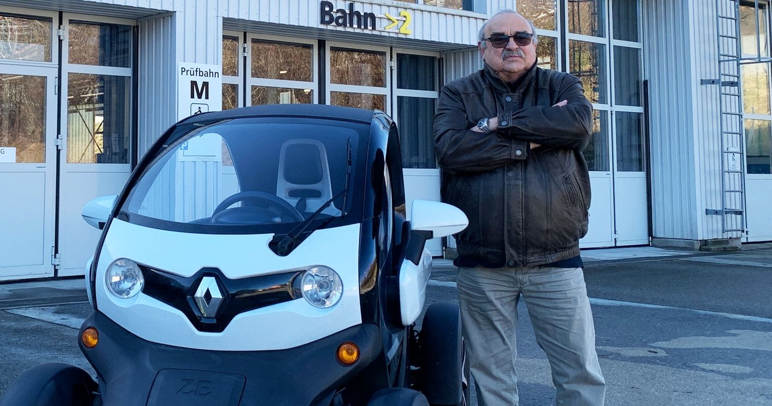 Steuerwahnsinn? Sein Mini-E-Auto ist teurer als ein Sportwagen