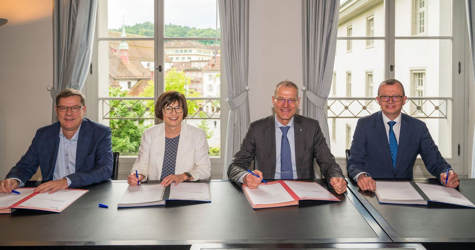 Luzerner Gemeinden und Kanton schwören sich die Treue