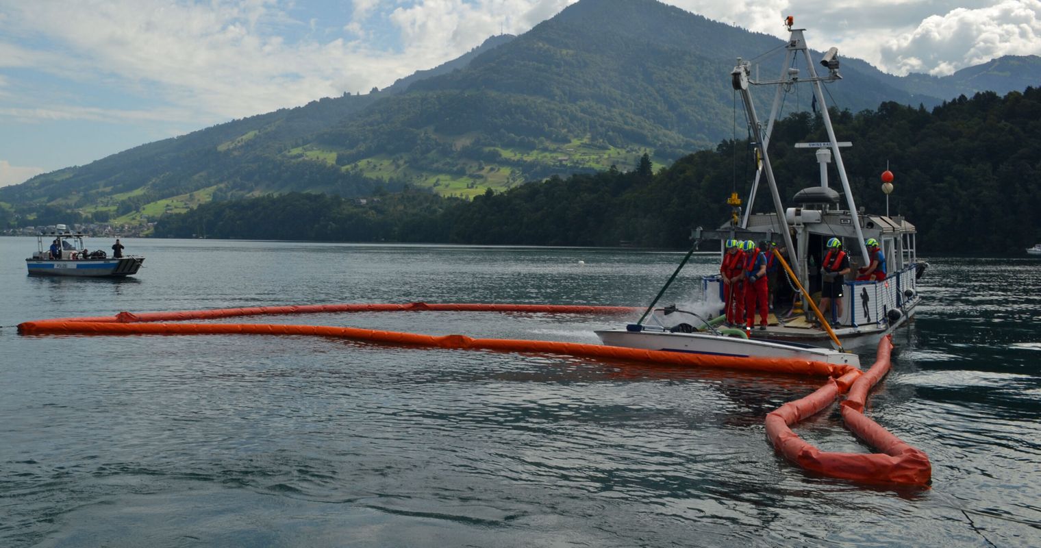 Boot auf Vierwaldstättersee gesunken – fünf Personen gerettet