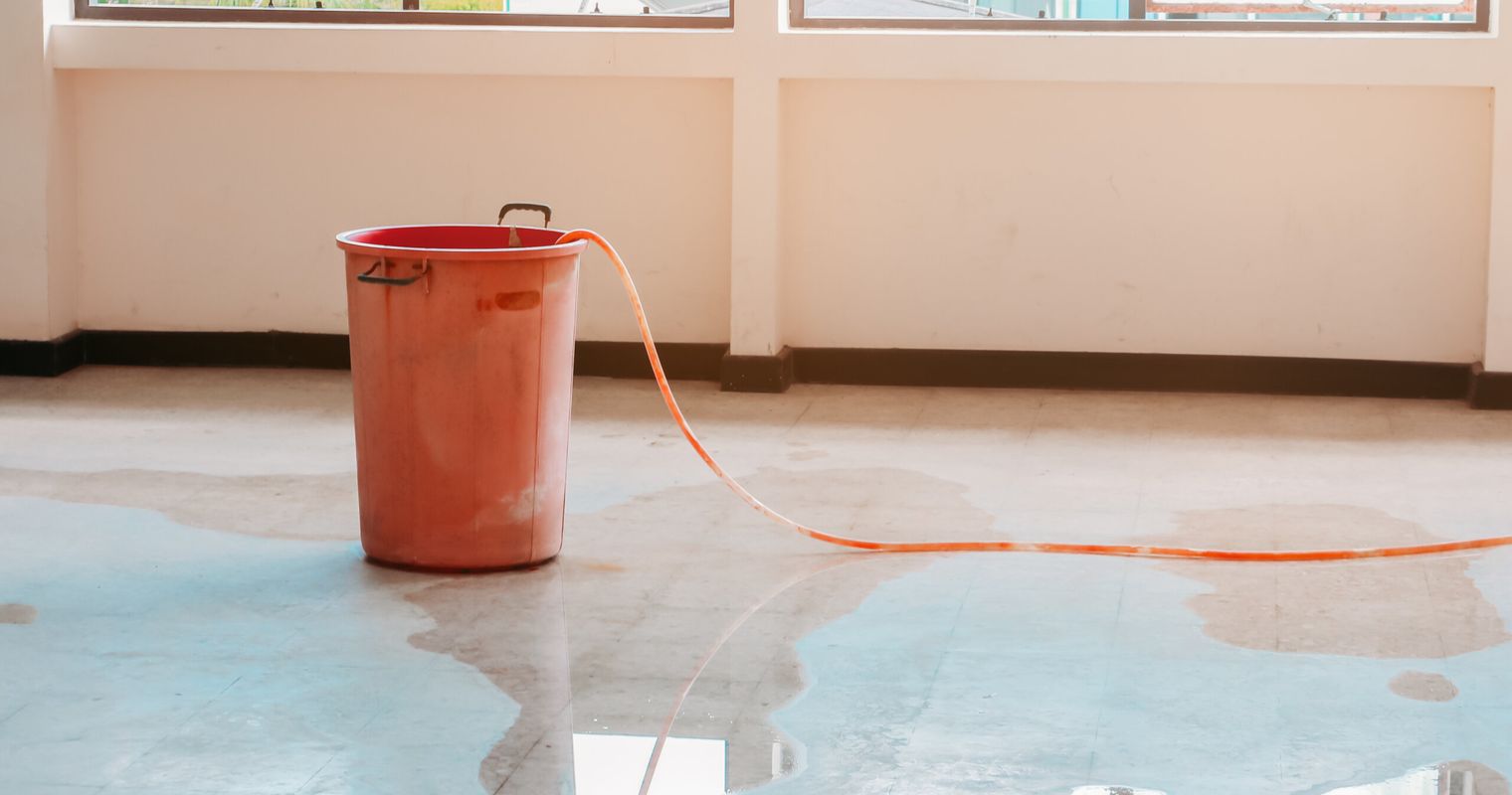Zuger Versicherung muss doch für Wohnung voll Wasser zahlen