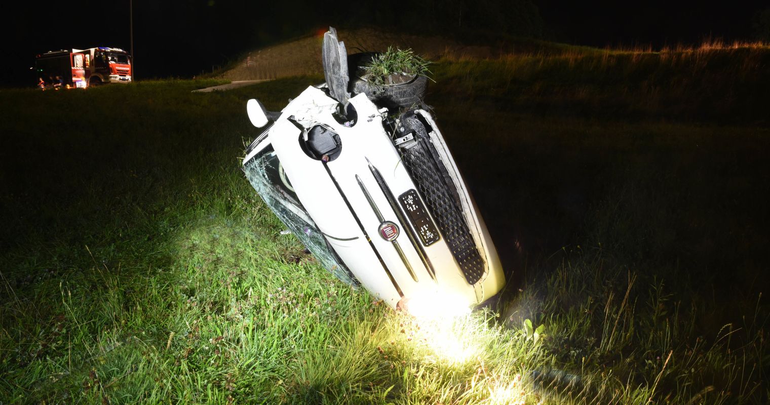 Zwischen Luzern und Meggen: Auto überschlägt sich mehrfach