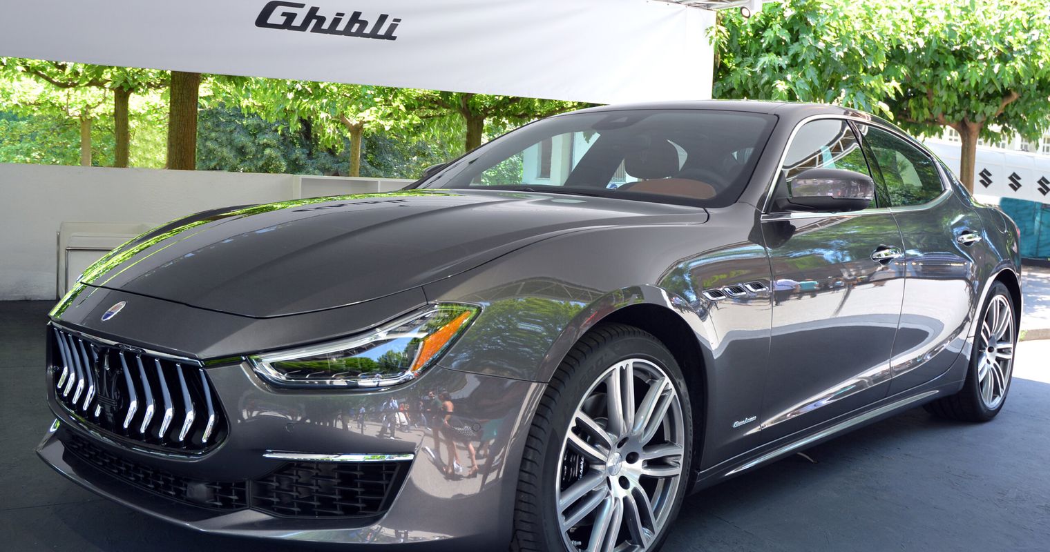 Hat Sozialhilfeempfänger geleasten Maserati auf Tutti vertickt?