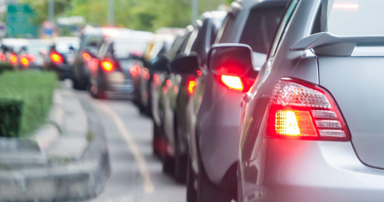 Auf der A2 müssen Autofahrer warten