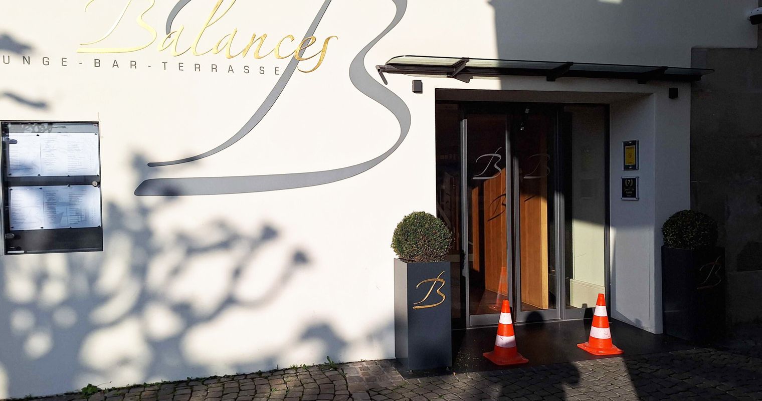 Einbruch in Hotel – Kamera zeigt unmaskierte Einbrecher